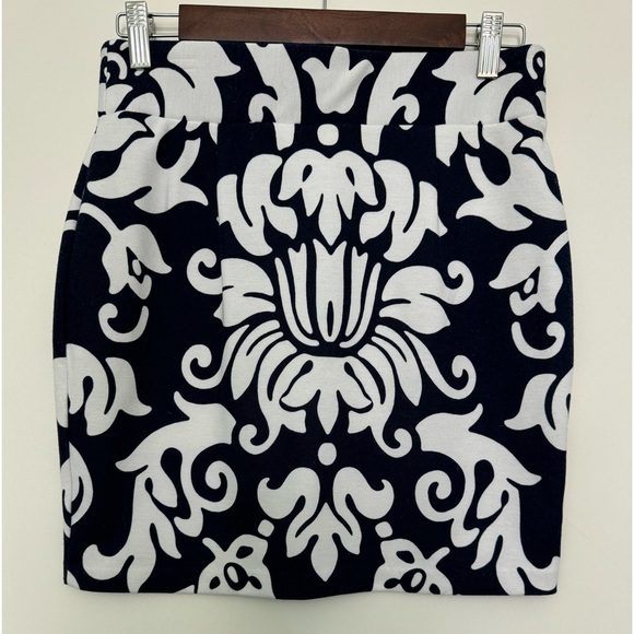 INC International Navy Blue and Blue White A-line pull on skirt. Size 4P - Picture 2 of 6